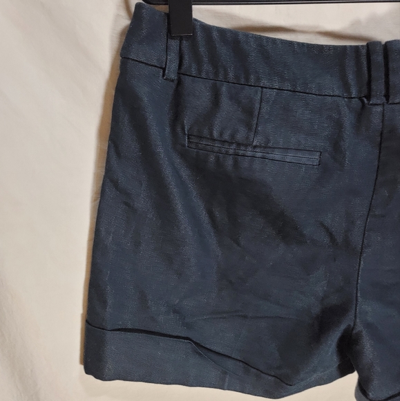 Mossimo size 6 fit 3 dark blue denim shorts with hem fold excellent condition - Picture 5 of 6